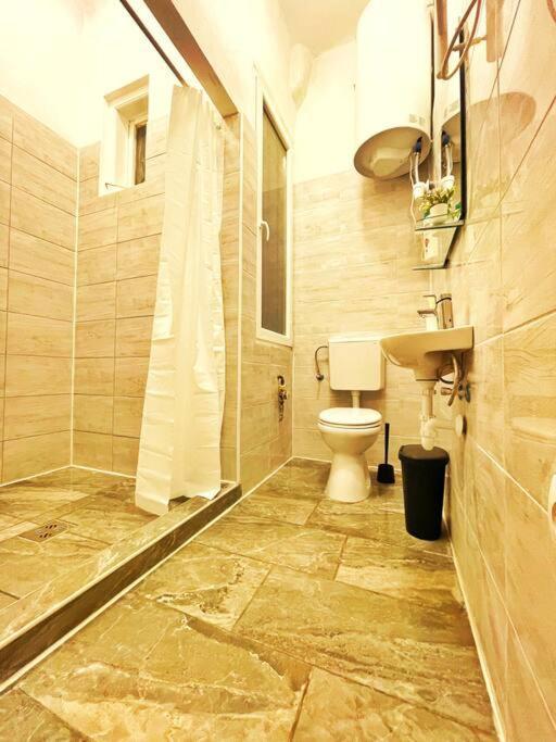 Central Studio Flat Budapest Luaran gambar