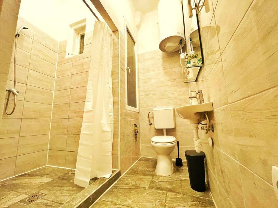 Central Studio Flat Budapest Luaran gambar